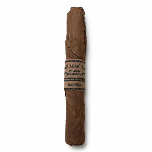 Leaf by Oscar Valladares Maduro Toro